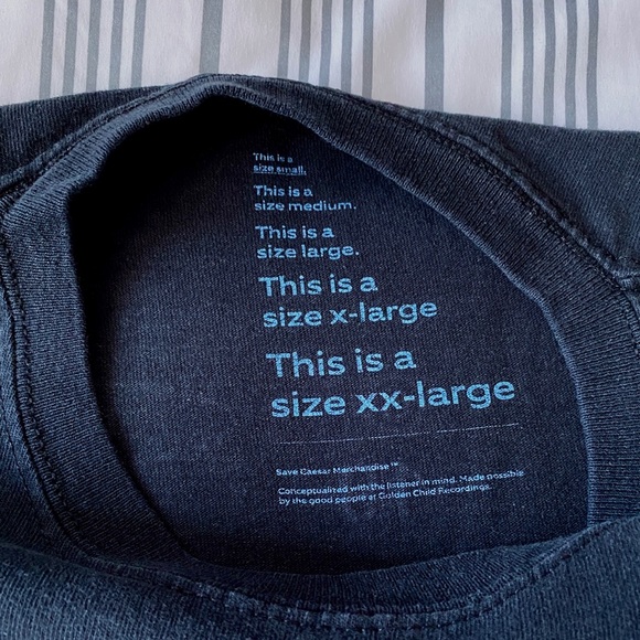 Daniel Caesar Case Study 01 Concert Merch - Picture 3 of 5